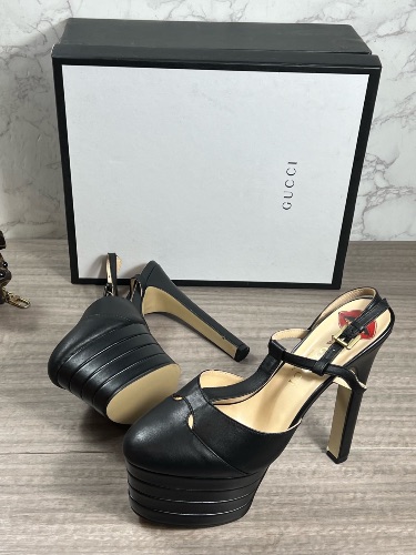 Gucci Angel leather platform T-bar pumps