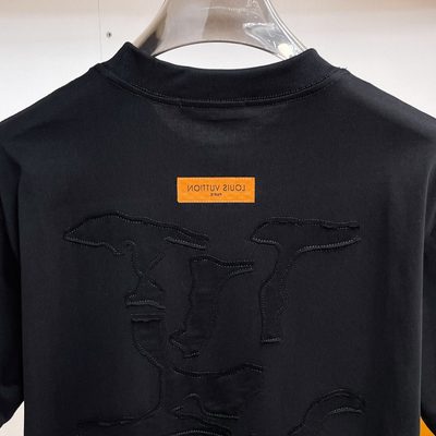 LV T-shirt — 8