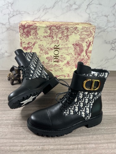 Dior D-Major ankle boots