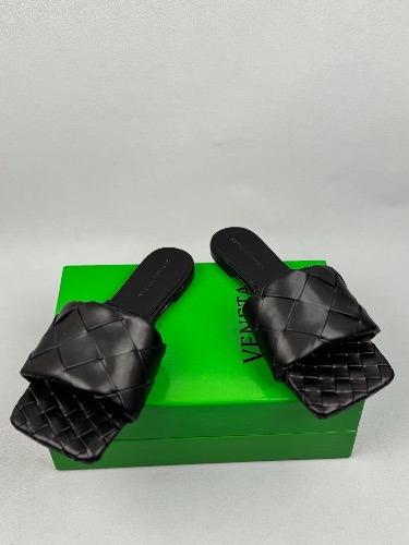 Bottega Veneta Lido Flat Sandals — 4