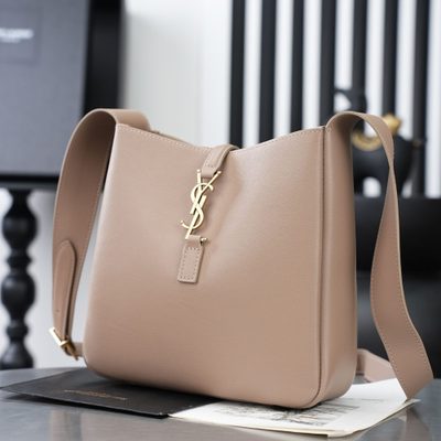Saint Laurent Le 5 à 7 Supple shoulder bag — 10