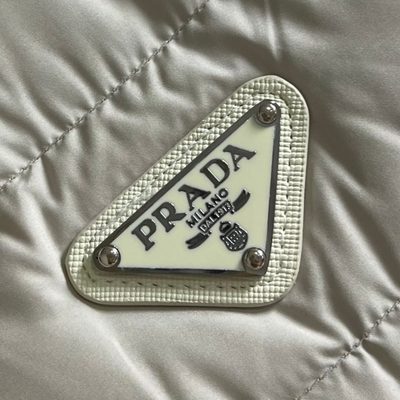 Prada Enamel-Logo Padded Gilet — 8