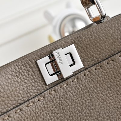 Fendi Peekaboo ISeeU bag (T) — 5
