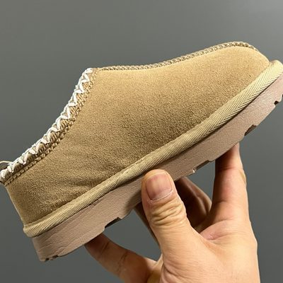 UGG Tazz (or UGG Tazz II) slip-on platform slippers — 6