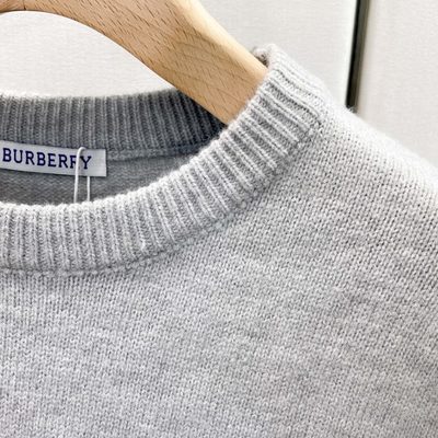 Burberry crewneck knit sweater — 7