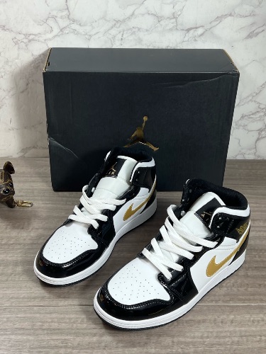 Nike Air Jordan 1 Mid SE Black Gold Patent Leather sneakers — 3