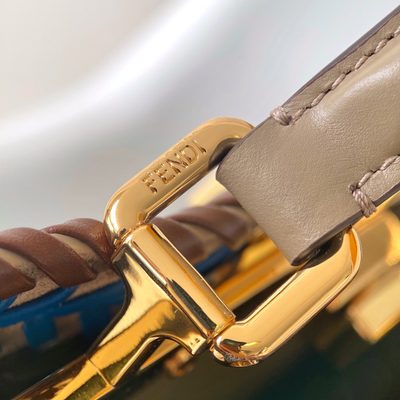 Fendi Peekaboo ISeeU handbag (T) — 9