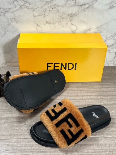 Fendi FF shearling brown slides — 4