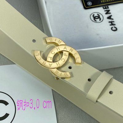 Chanel belt featuring a polished gold-tone "CC" logo buckle — 3