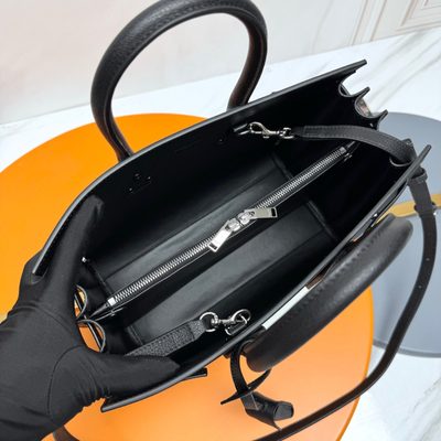 Saint Laurent Sac de Jour bag — 9