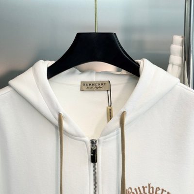 Burberry tracksuit — 6