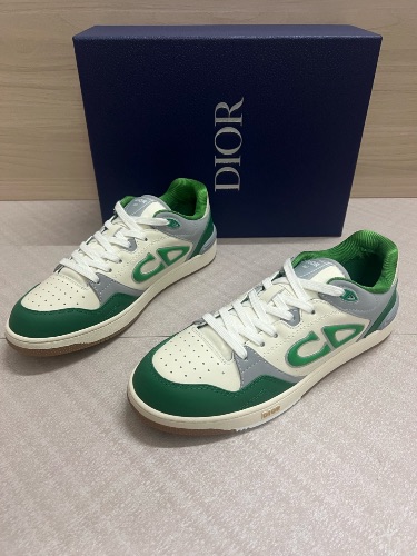 Dior B57 low-top sneakers in green and cream smooth calfskin — 3