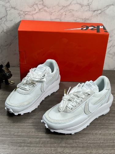 Nike LDWaffle Sacai 'White Nylon' sneakers — 3