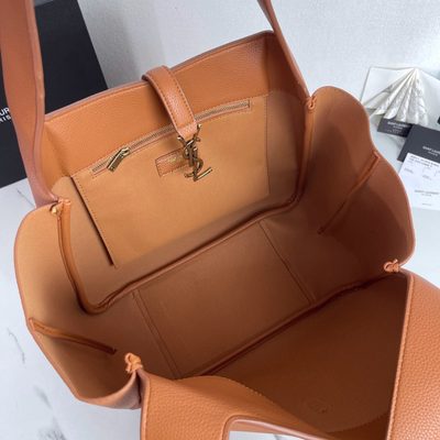 Saint Laurent Le 5 à 7 Bea tote bag — 5