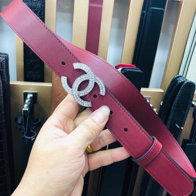Chanel belt features a distinctive double-C buckle — 5
