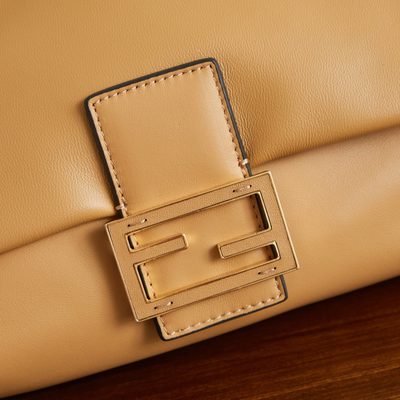 Fendi Mamma Baguette shoulder bag (T) — 5