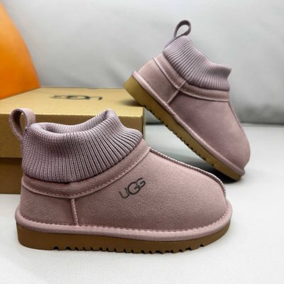 UGG Kids' Stretch-Cuff Suede Snug Boots — 6