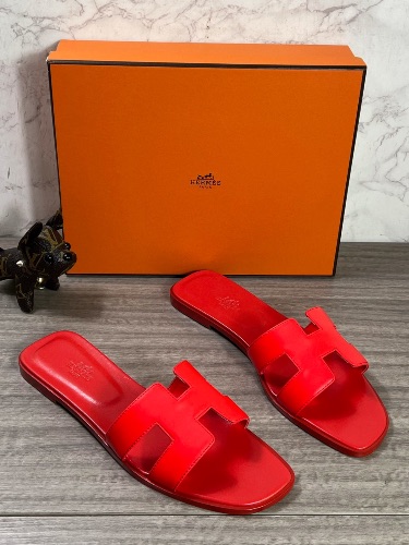 Hermès Oran sandals