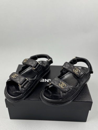 Chanel Grained Calfskin quilted "Dad" sandals