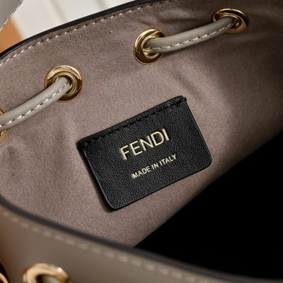 Fendi Mon Tresor bag  (T) — 8