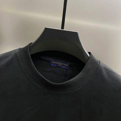 LV T-shirt — 3