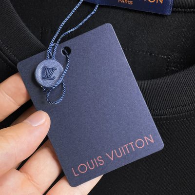 Louis Vuitton T-shirt — 6