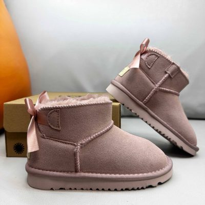 UGG short-shaft suede-style ankle boots — 6
