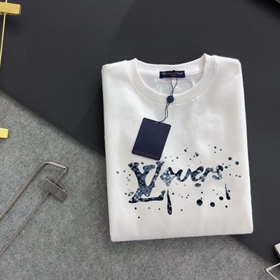 LV crewneck sweatshirt — 5