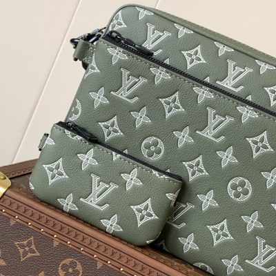 Louis Vuitton Trio Messenger Bag — 5
