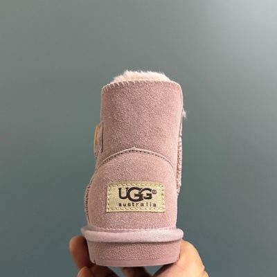 UGG Bailey Button style or similar children's and adult snow-boot — 7