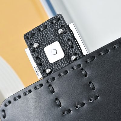 Fendi Baguette bag (T) — 6
