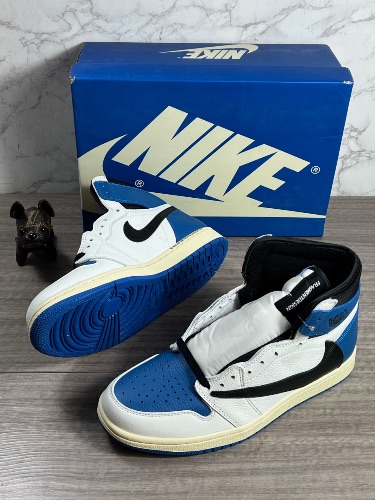 Nike Air Jordan 1 Retro High Fragment Design x Travis Scott sneakers — 4