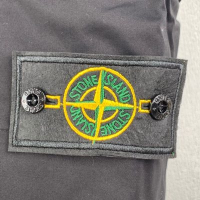 Stone Island cargo shorts — 10