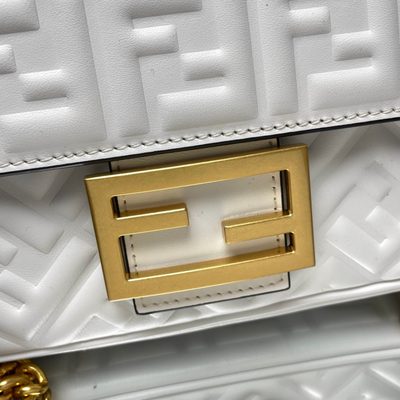 Fendi Baguette Chain Midi bag (T) — 6