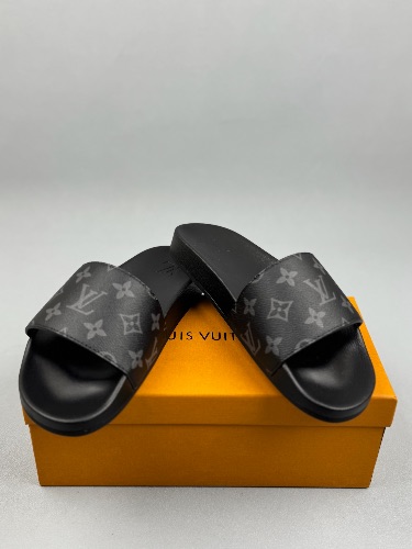 Louis Vuitton Waterfront Mule slides in the Monogram Eclipse pattern — 4