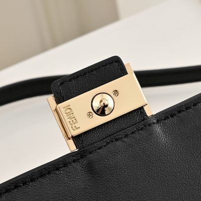 Fendi Baguette Wallet on Chain (T) — 4