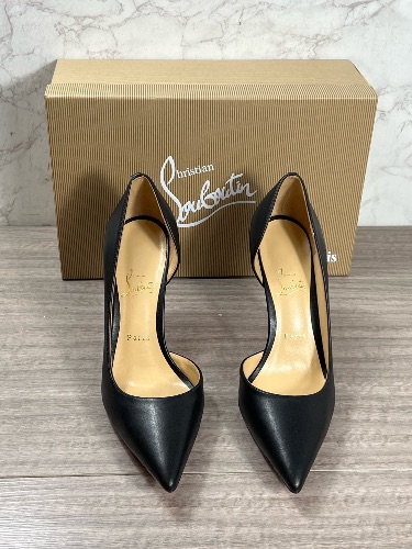 Christian Louboutin Iriza 85 black patent leather pumps — 3