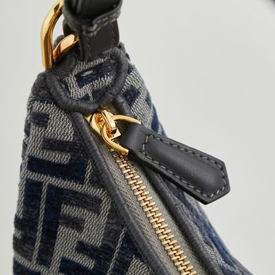 Fendi Fendigraphy Shoulder Bag (T) — 5