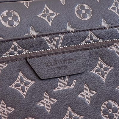 Louis Vuitton Trio Messenger Bag — 8