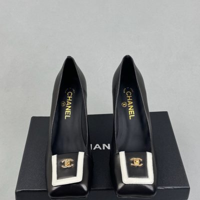 Chanel Blazy black lambskin square toe CC logo turn-lock pumps — 3