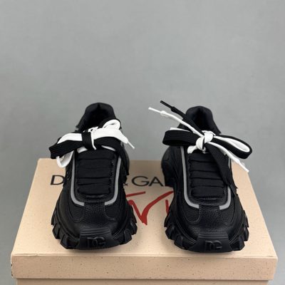 Dolce & Gabbana DG Country Road logo sneakers in black — 3