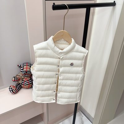 Moncler down gilet for children — 5