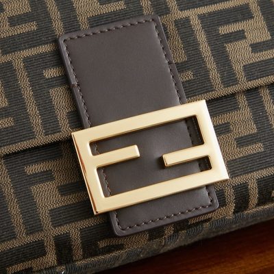 Fendi Baguette bag (T) — 5