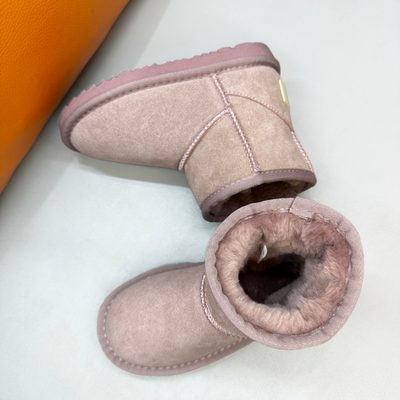 UGG mini ankle boots — 9