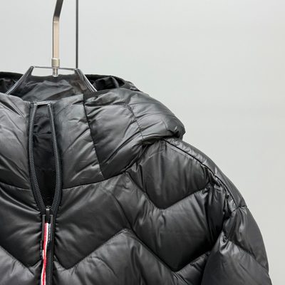 Moncler Laverq Hooded Short Down Jacket — 3