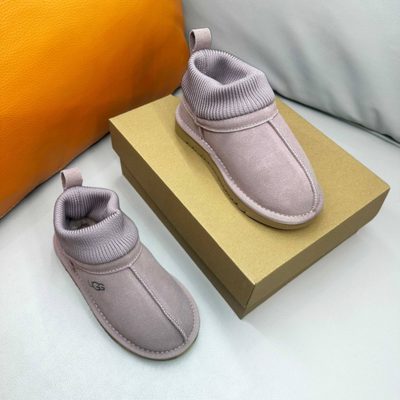 UGG Kids' Stretch-Cuff Suede Snug Boots — 8