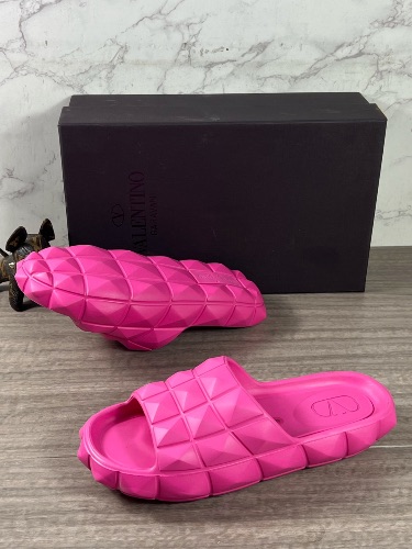 Valentino Garavani Roman Stud Turtle slides