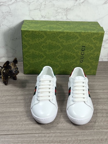 Gucci Ace Embroidered Leather Sneakers — 3