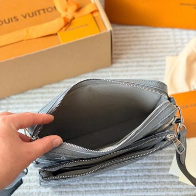 Louis Vuitton Trio Messenger Bag — 9
