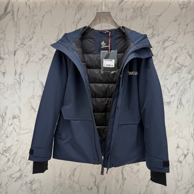 Moncler technical hooded jacket — 8